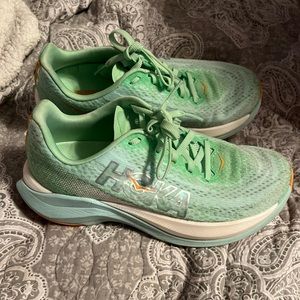 Hoka Mach X size 6.5  worn only 5 times